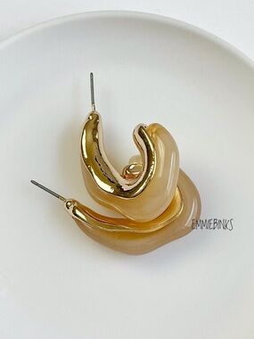 ✨MixMatch3for$38  New Revolve Serena Hoop Earrings